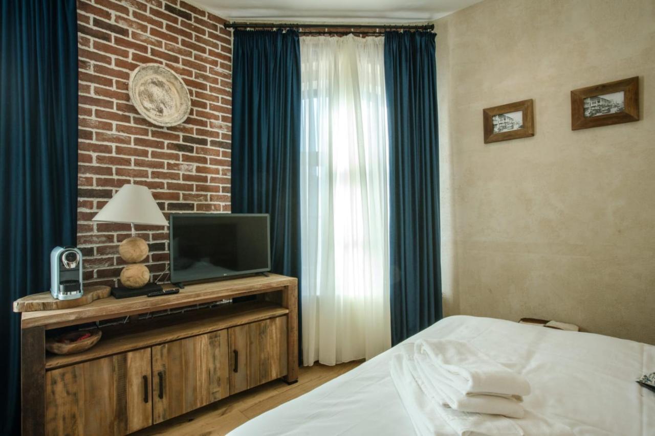 Acsa Inn Craiova Exterior photo